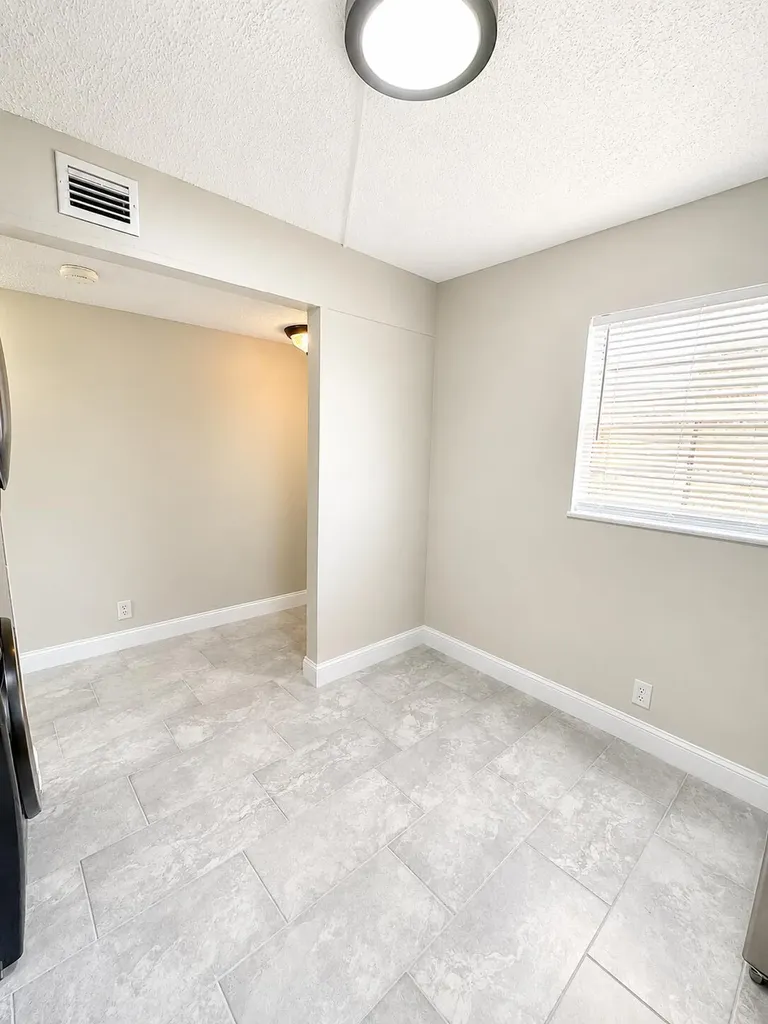 7830 NW 33rd Street Hollywood FL 33024