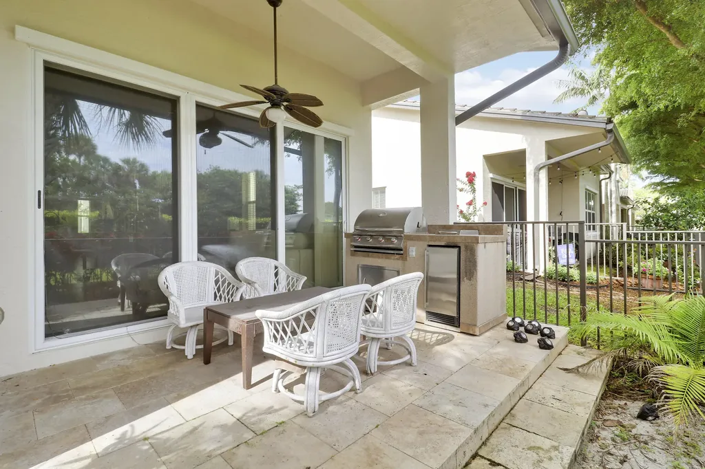 4541 Mediterranean Circle Palm Beach Gardens FL 33418