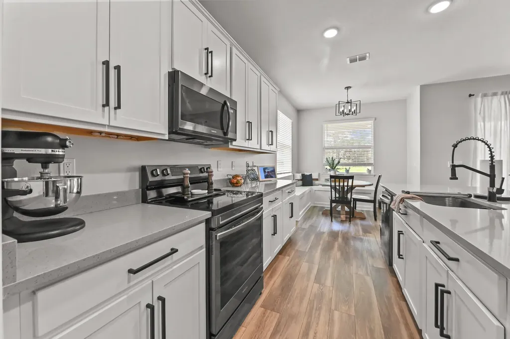 6128 NW Densaw Terrace Port St Lucie FL 34986