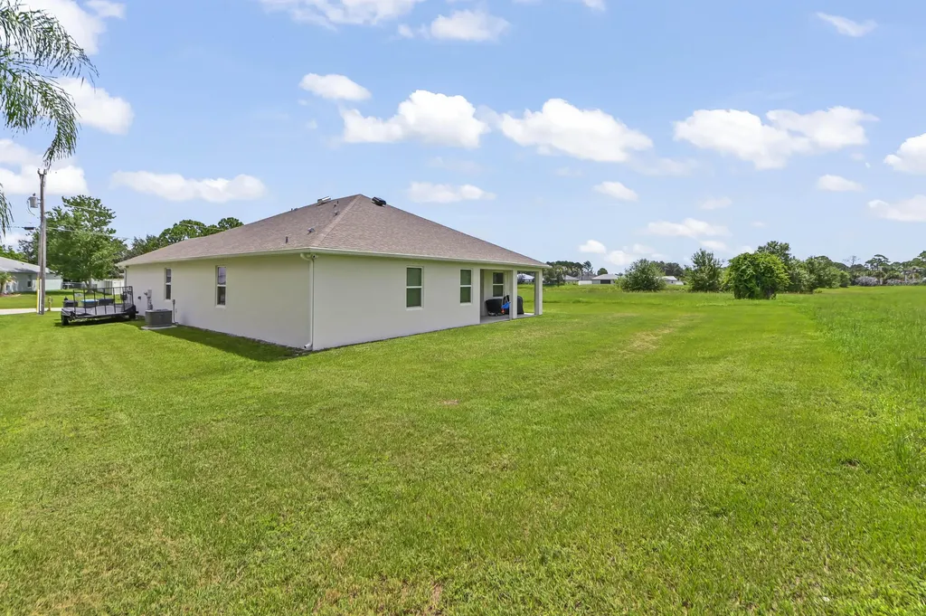 6128 NW Densaw Terrace Port St Lucie FL 34986