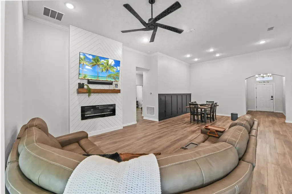 6128 NW Densaw Terrace Port St Lucie FL 34986