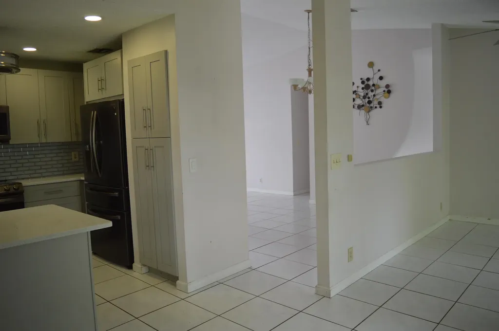 9194 NW 49th Court Sunrise FL 33351