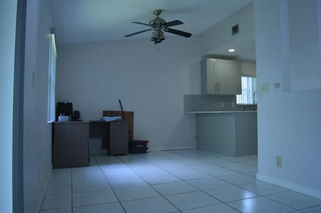 9194 NW 49th Court Sunrise FL 33351