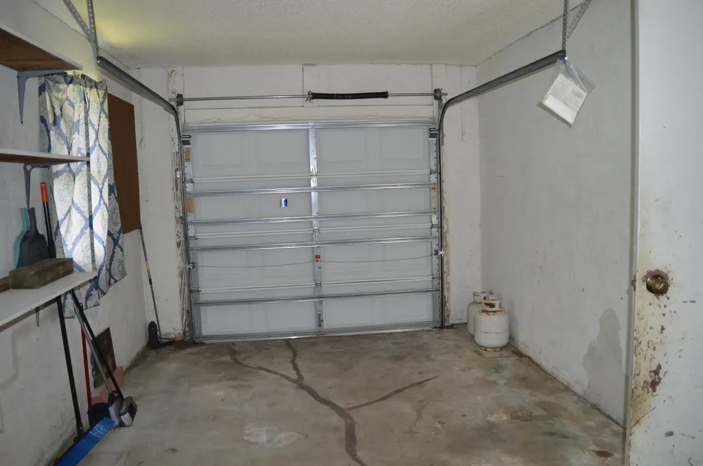 9194 NW 49th Court Sunrise FL 33351
