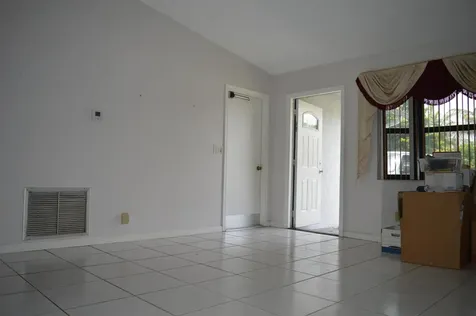 9194 NW 49th Court Sunrise FL 33351