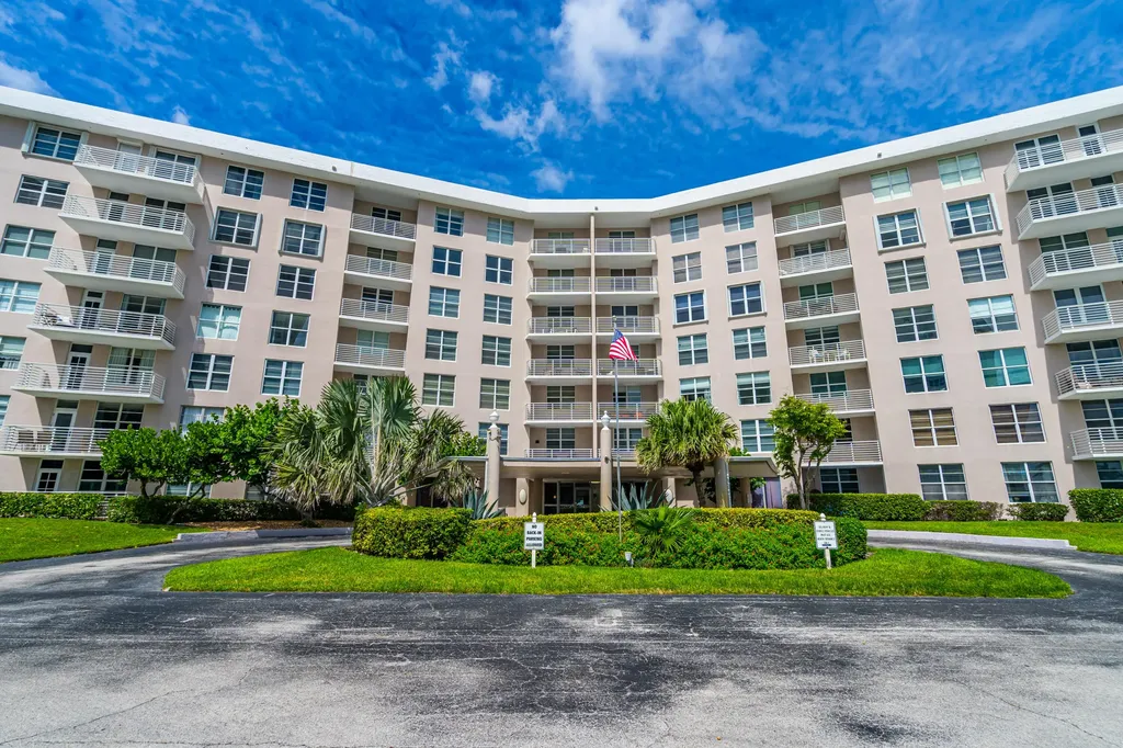 2851 S Ocean Boulevard Boca Raton FL 33432