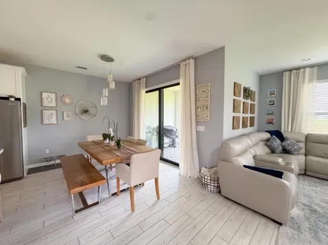 8798 Antarus Lake Worth FL 33467