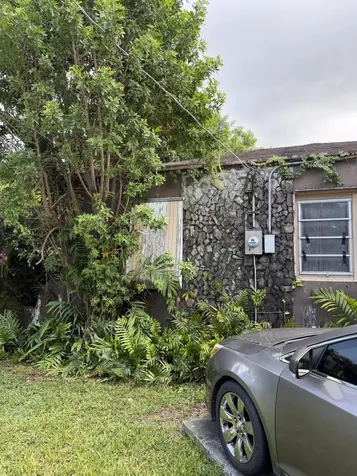 1280 NW 51st Street Miami FL 33142