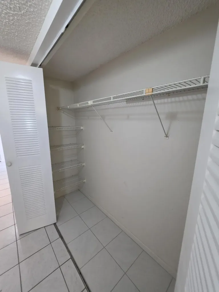 9895 N Belfort Circle Tamarac FL 33321