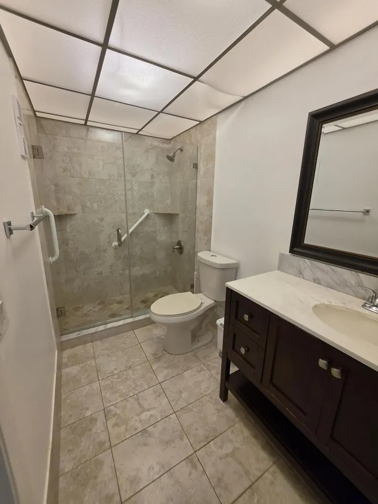 9895 N Belfort Circle Tamarac FL 33321