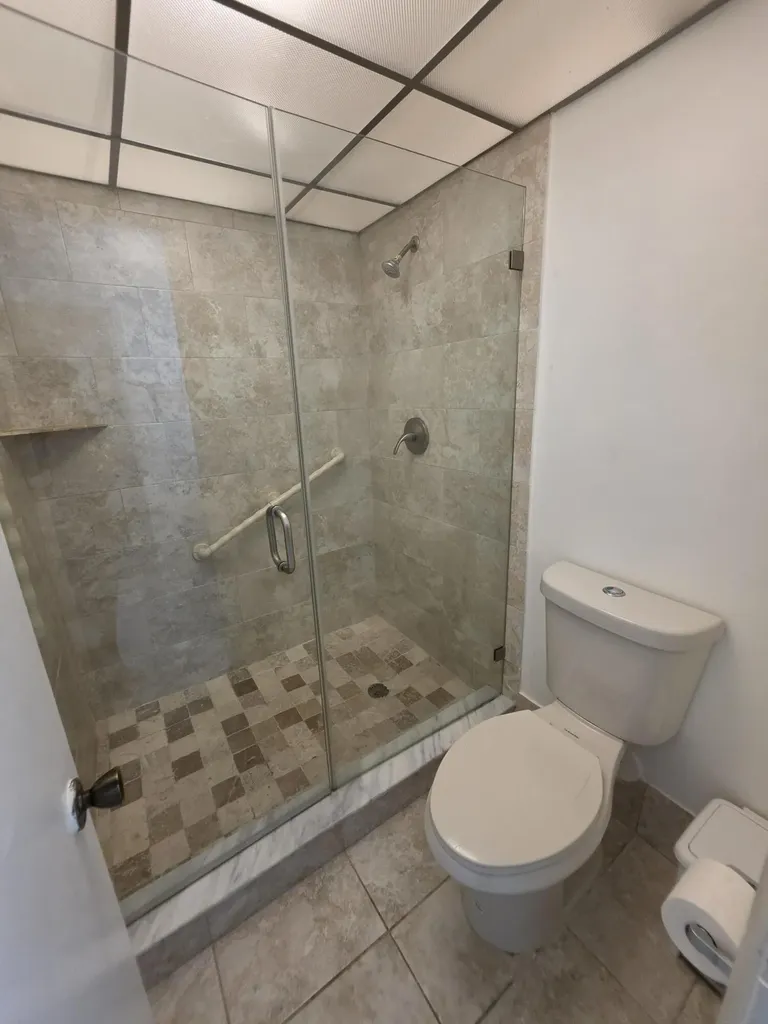 9895 N Belfort Circle Tamarac FL 33321
