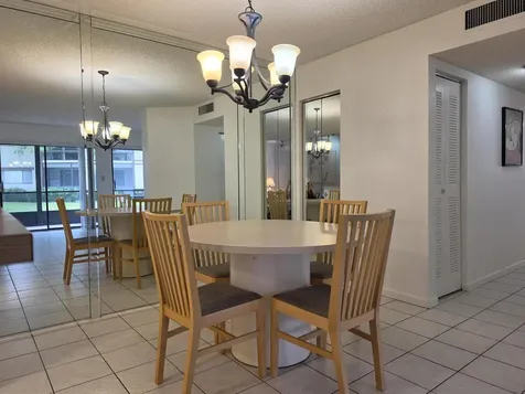 9895 N Belfort Circle Tamarac FL 33321