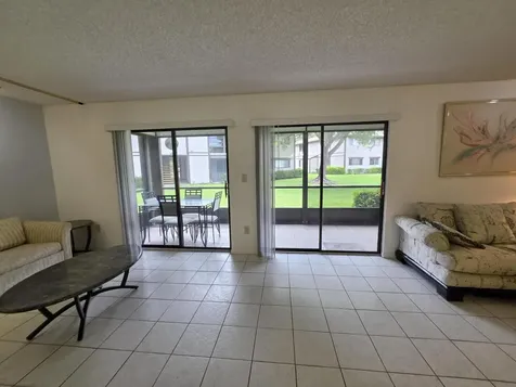 9895 N Belfort Circle Tamarac FL 33321