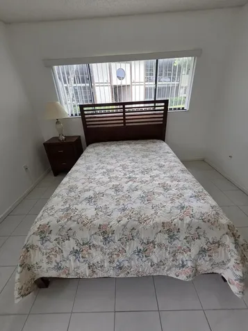 9895 N Belfort Circle Tamarac FL 33321