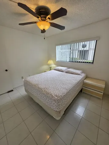 9895 N Belfort Circle Tamarac FL 33321