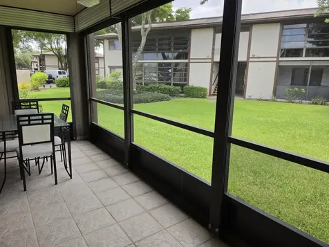9895 N Belfort Circle Tamarac FL 33321