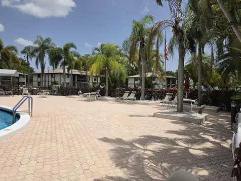 9895 N Belfort Circle Tamarac FL 33321