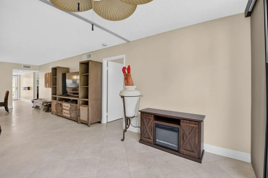 15075 Witney Road Delray Beach FL 33484
