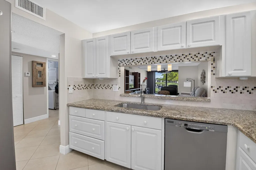 15075 Witney Road Delray Beach FL 33484