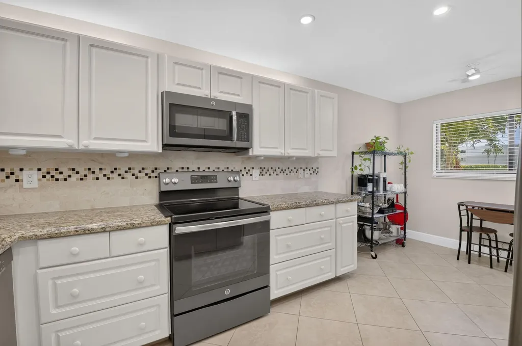 15075 Witney Road Delray Beach FL 33484
