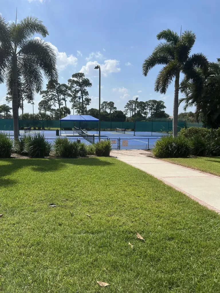 742 SW Aruba Bay Port St Lucie FL 34986