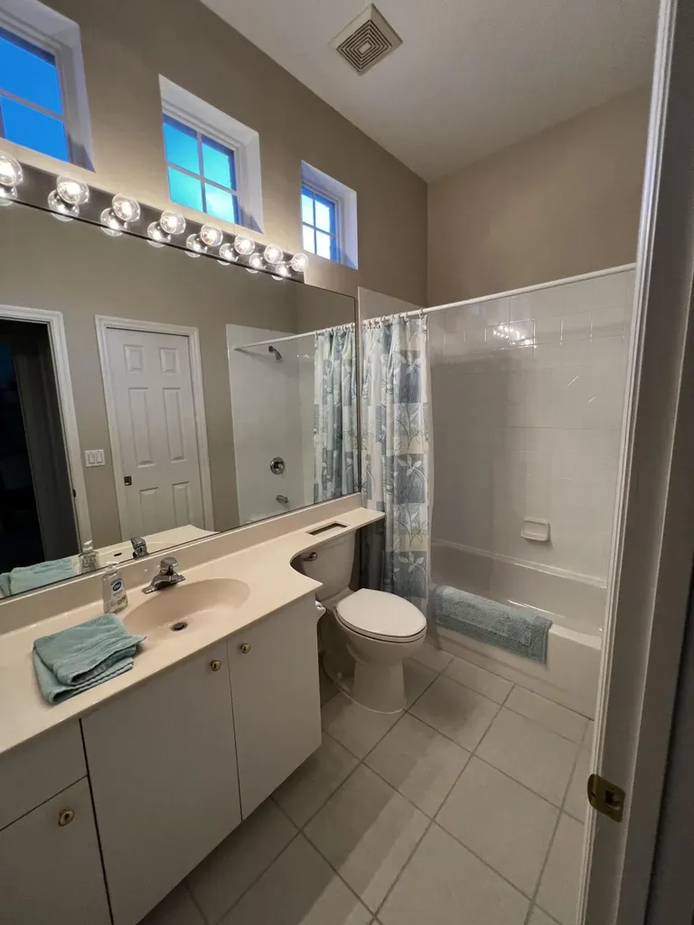 742 SW Aruba Bay Port St Lucie FL 34986