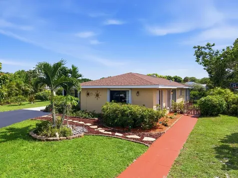 7539 Ace Road N Greenacres FL 33467