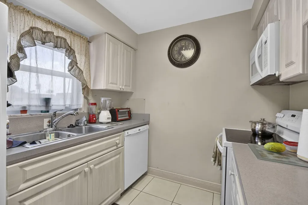 12022 W Greenway Drive Royal Palm Beach FL 33411