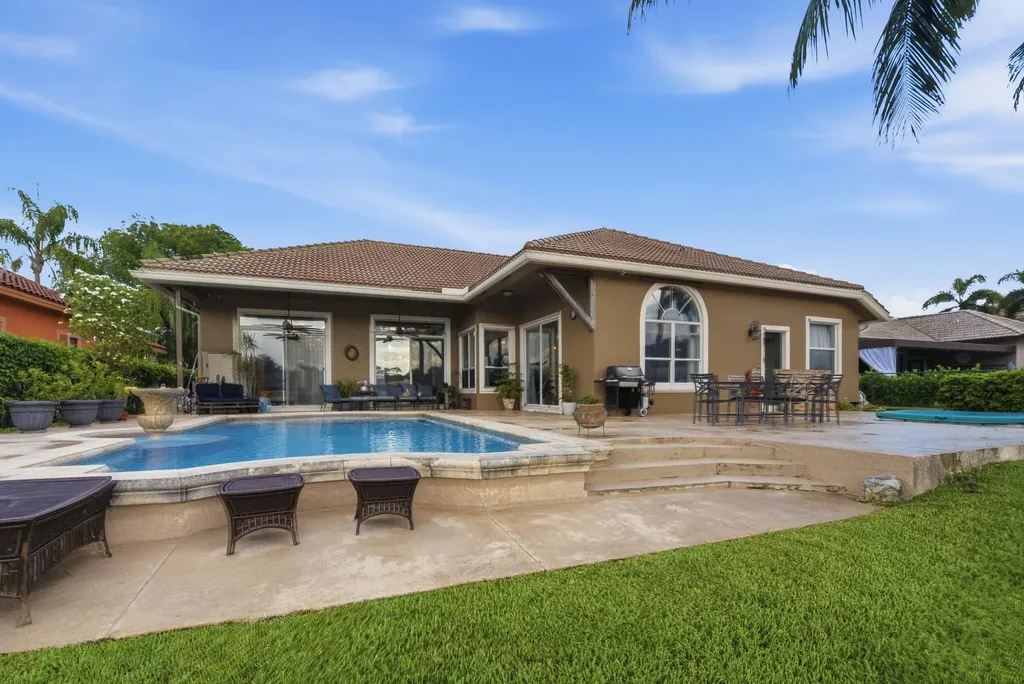 4278 NW 81st Terrace Coral Springs FL 33065