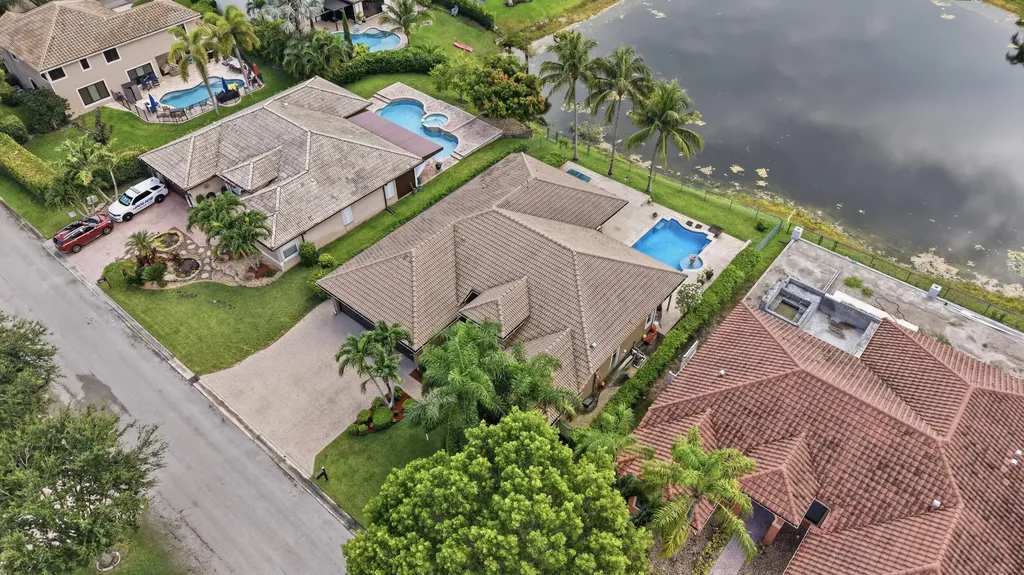 4278 NW 81st Terrace Coral Springs FL 33065