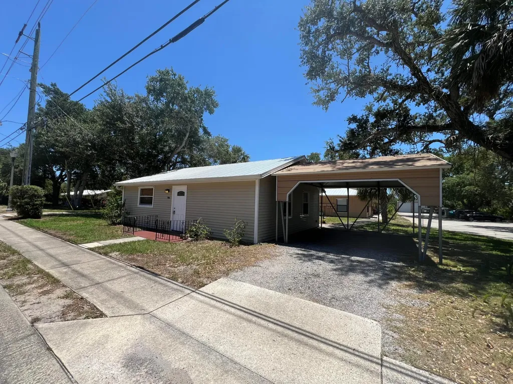 944 Louisiana Avenue Sebastian FL 32958