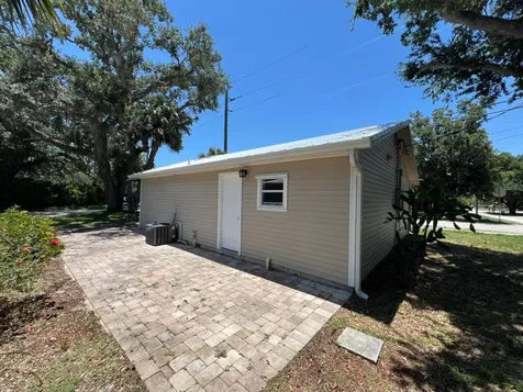 944 Louisiana Avenue Sebastian FL 32958