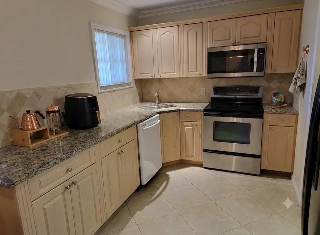 3464 Tyringham Drive West Palm Beach FL 33406