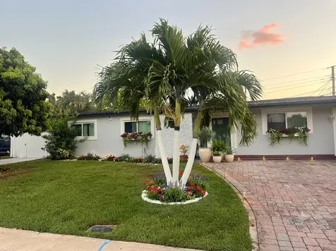 3464 Tyringham Drive West Palm Beach FL 33406