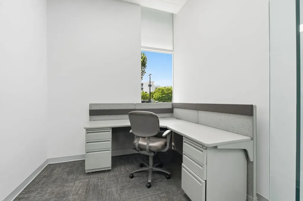 1300 S Dixie Highway Lantana FL 33462