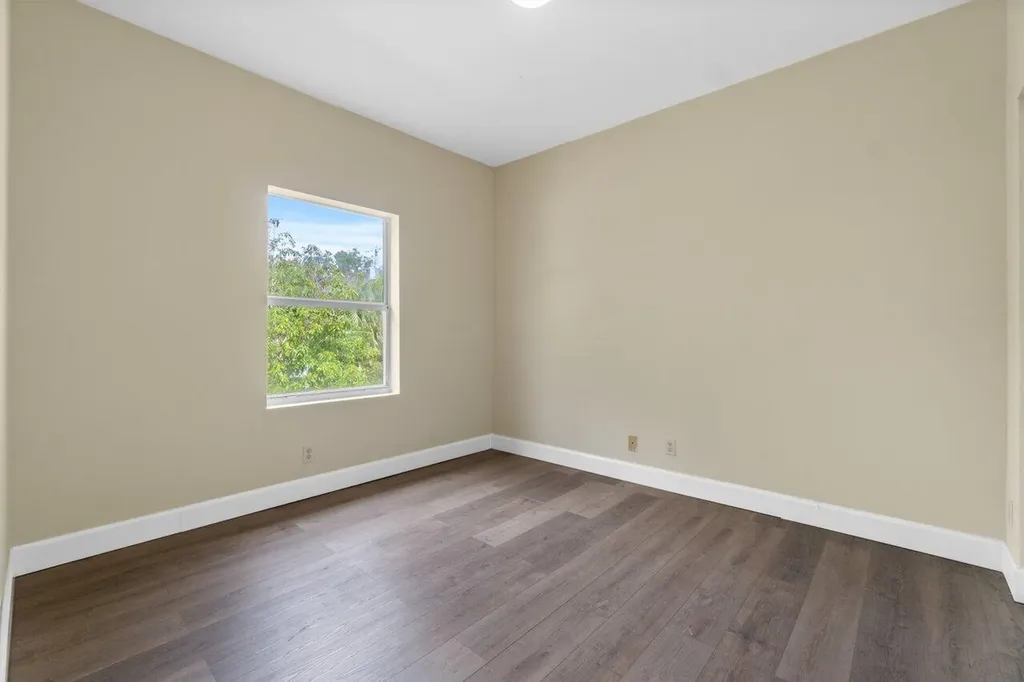 809 Talia Circle E Lake Worth Beach FL 33461