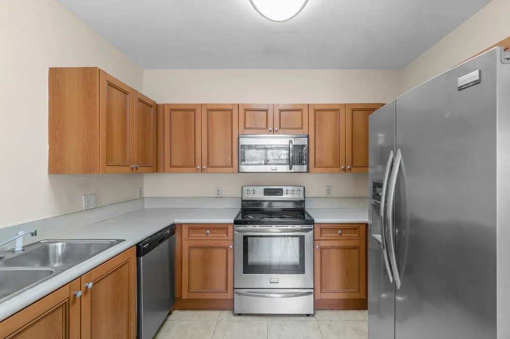 809 Talia Circle E Lake Worth Beach FL 33461