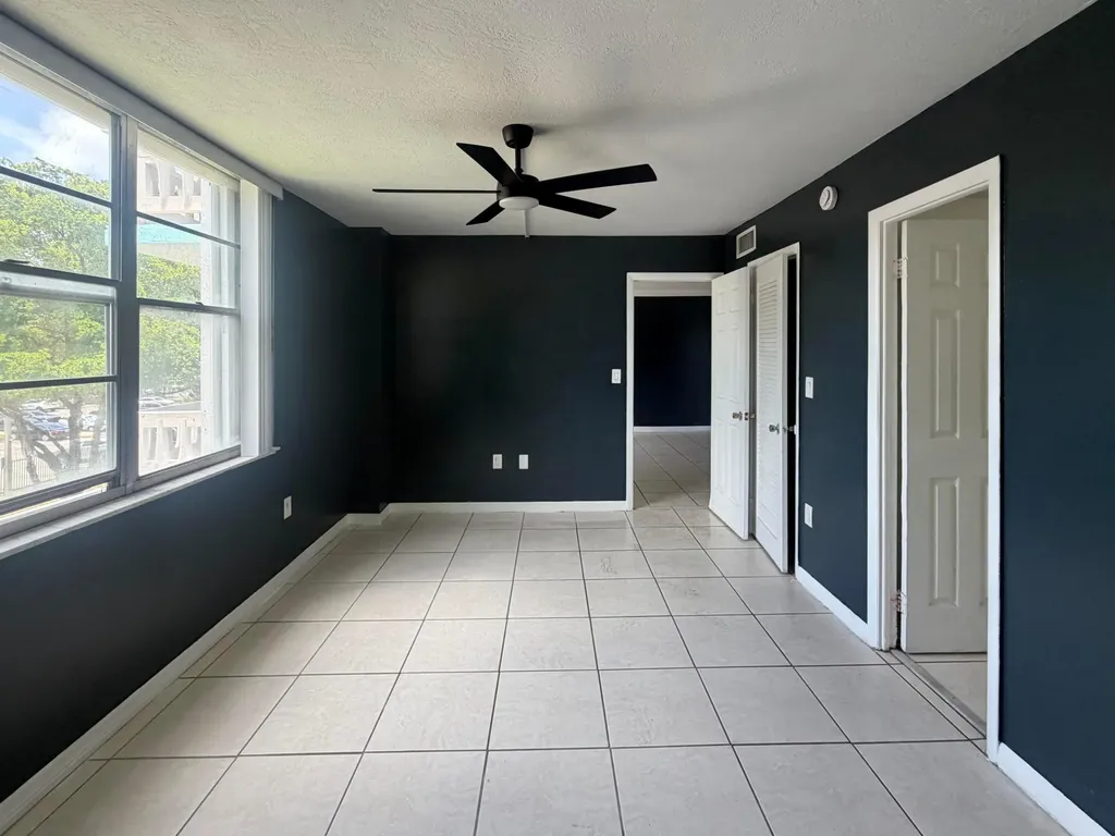 15600 NW 7th Avenue Miami FL 33169