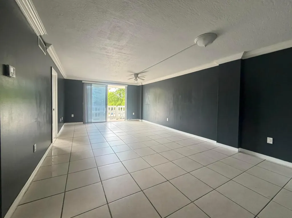 15600 NW 7th Avenue Miami FL 33169