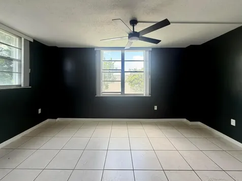 15600 NW 7th Avenue Miami FL 33169
