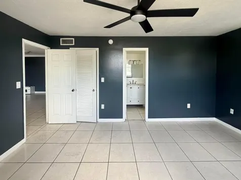 15600 NW 7th Avenue Miami FL 33169