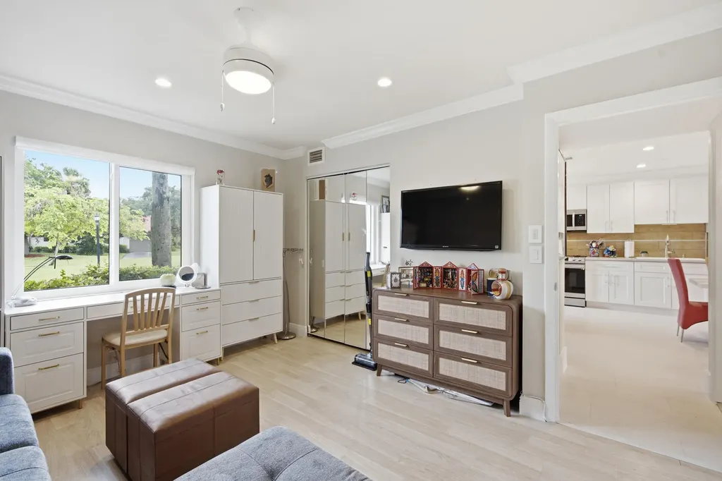 9232 Cypress Lane Boca Raton FL 33433
