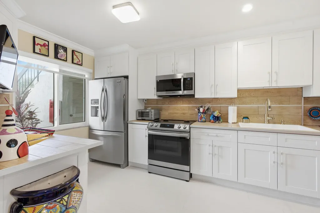 9232 Cypress Lane Boca Raton FL 33433