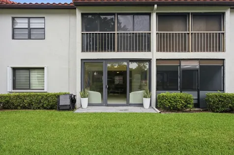9232 Cypress Lane Boca Raton FL 33433
