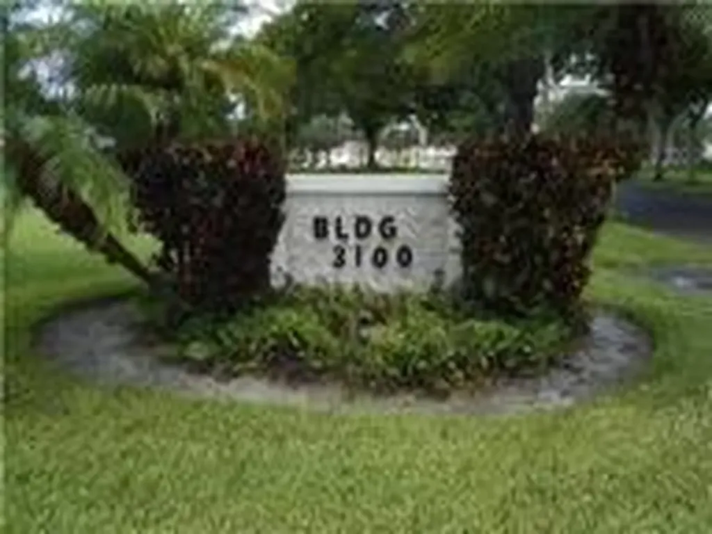 3100 W Rolling Hills Circle Davie FL 33328