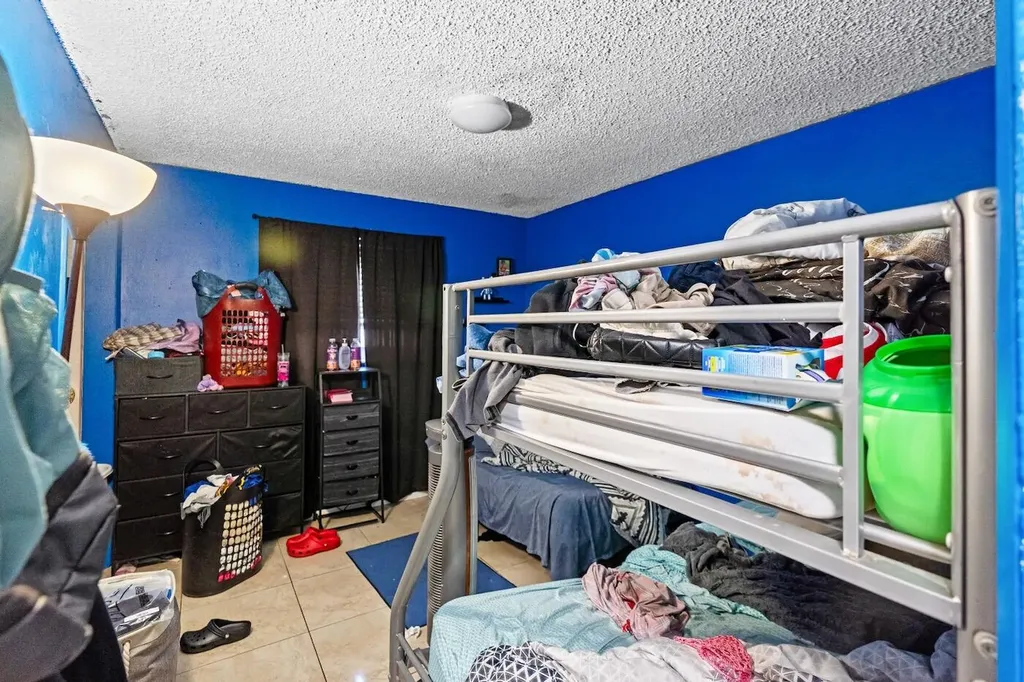 3031 NW 69th Terrace Miami FL 33147