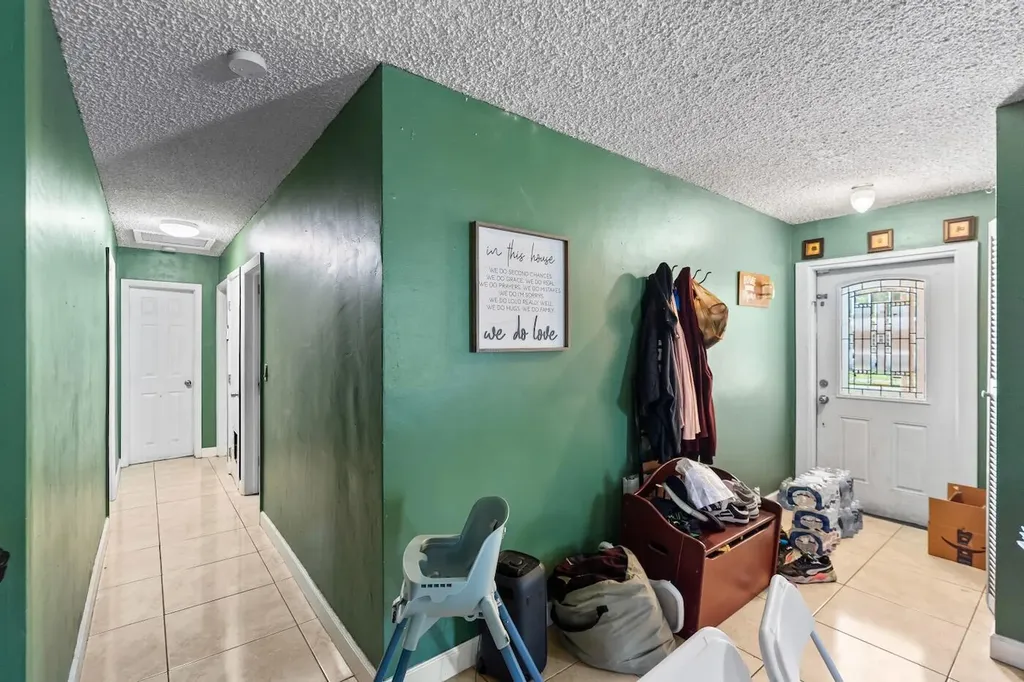 3031 NW 69th Terrace Miami FL 33147