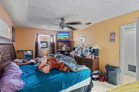 3031 NW 69th Terrace Miami FL 33147