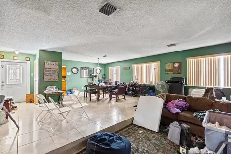 3031 NW 69th Terrace Miami FL 33147