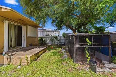 3031 NW 69th Terrace Miami FL 33147